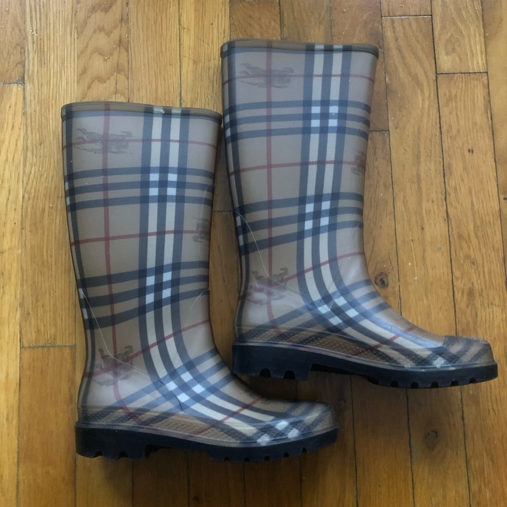Burberry Haymarket Rainboot EU38 US7.5/8